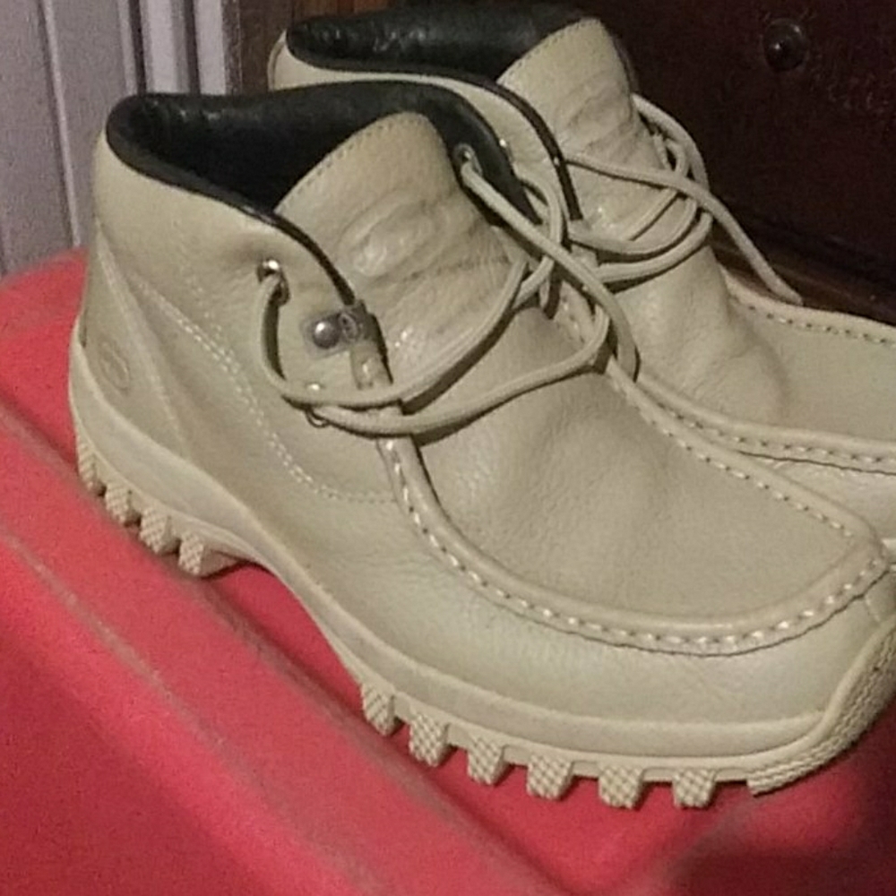 Mens shoes